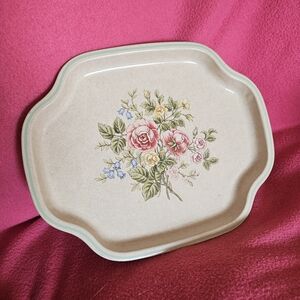 Vintage Avon vanity metal tray 12x 10 made in England, 1982